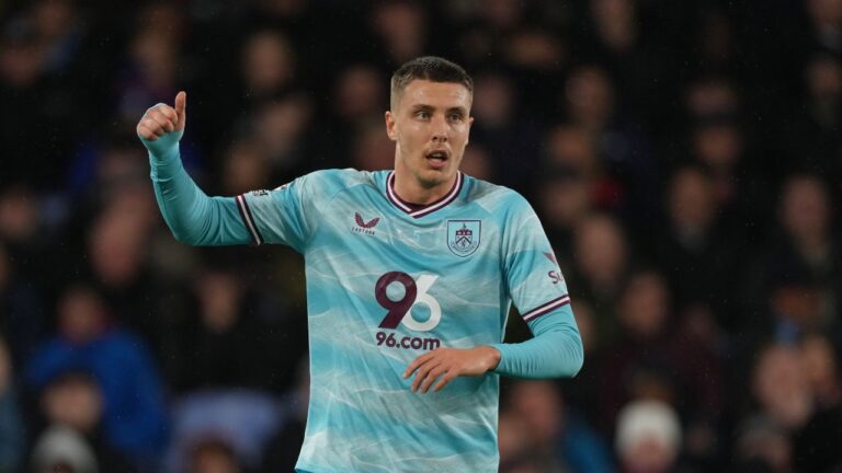 Maxime Esteve during an English Premier League match between Crystal Palace and Burnley, in London on Feb. 11, 2026. (Dave Shopland/AP)