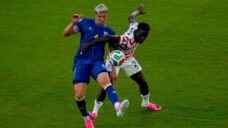 Leeds signs Bosnian defender Tarik Muharemovic