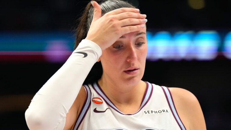 Toronto Tempo's Marina Mabrey reacts during her team's loss to the Minnesota Lynx in WNBA basketball action in Toronto on Thursday, July 30, 2026. (Chris Young/CP)
