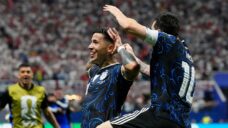 Argentina beats England, returns to World Cup final