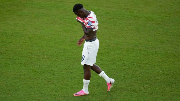 United States' Folarin Balogun (20) reacts to a red card during the World Cup round of 32 soccer match between the United States and Bosnia in Santa Clara, Calif., near San Francisco, Wednesday, July 1, 2026. (Jeff Chiu/AP)