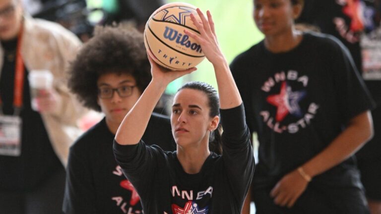 WNBA All Star Caitlin Clark shoots during practice at the Obama Presidential Center in Chicago, Friday, July 24, 2026. (Paul Beaty/AP)