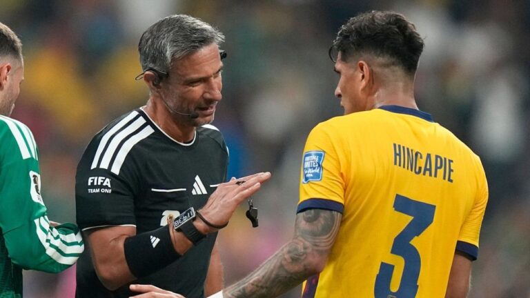 Referee Slavko Vincic, of Slovenia, talks to Ecuador's Piero Hincapie (3) during the World Cup round of 32 soccer match between Mexico and Ecuador in Mexico City, Tuesday, June 30, 2026. (Fernando Llano/AP)