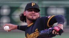 Pirates lose perfect game after pulling starter Jared Jones in seventh vs. Braves