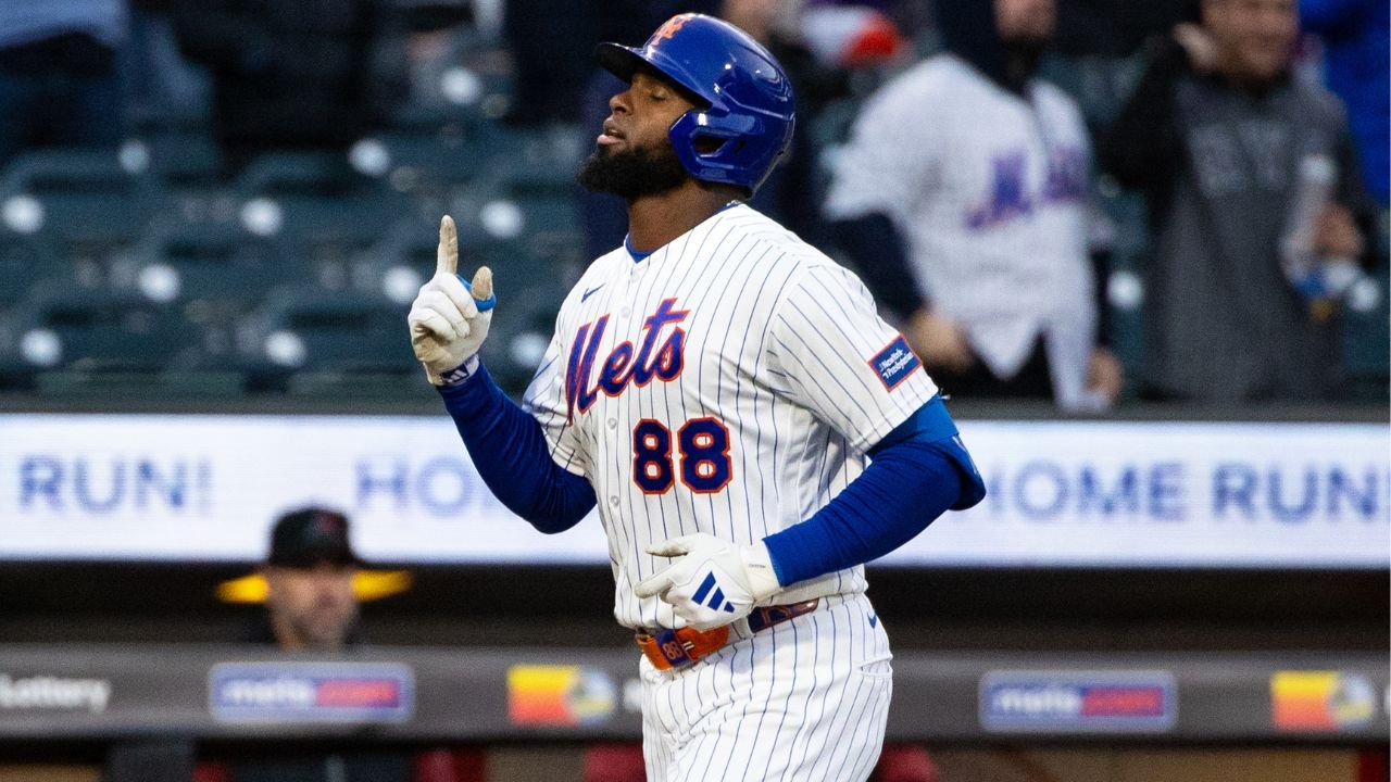 Should the Blue Jays target Robert Jr. on waivers?