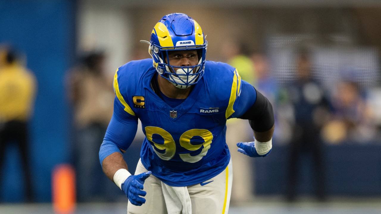 How future Hall-of-Famer Donald provides dynamic ‘chess piece’ for Rams