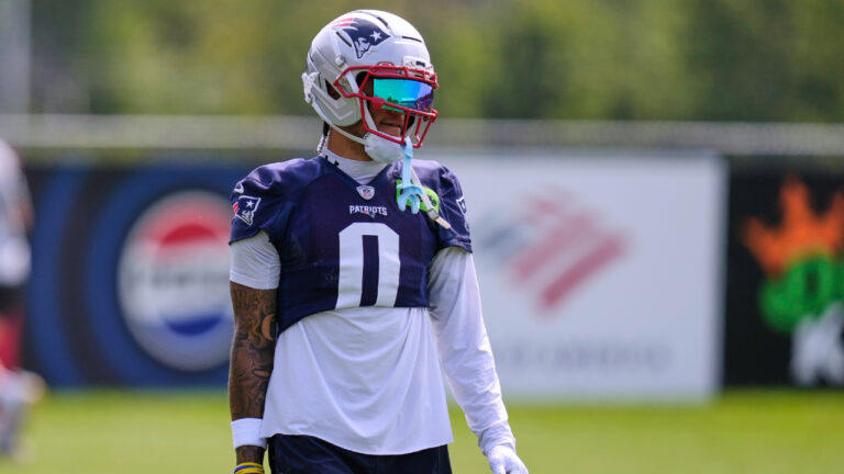New England Patriots cornerback Christian Gonzalez (0) during the team's NFL football training camp, Monday, Aug. 10, 2026, in Foxborough, Mass. (Charles Krupa/AP)