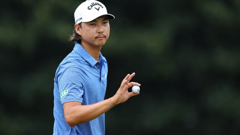 Min Woo Lee reacts on the second hole during the first round of the Tour Championship golf tournament, Thursday, Aug. 27, 2026, in Atlanta. (AP Photo/Colin Hubbard)