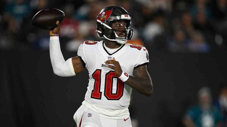 Tampa Bay Buccaneers quarterback Jalon Daniels (10) looks to pass the ball during the first half of an NFL preseason football game against the Jacksonville Jaguars, Friday, Aug. 28, 2026, in Jacksonville, Fla. (Phelan M. Ebenhack/AP)