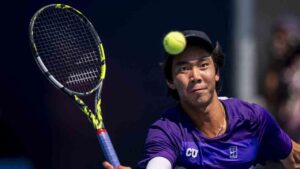 Duncan Chan from Canada returns the ball from Thiago Agustin Tirante of Argentina during their first round match on day three of the National Bank Open tennis tournament in Montreal on Tuesday August 4, 2026. (Christopher Katsarov/CP)