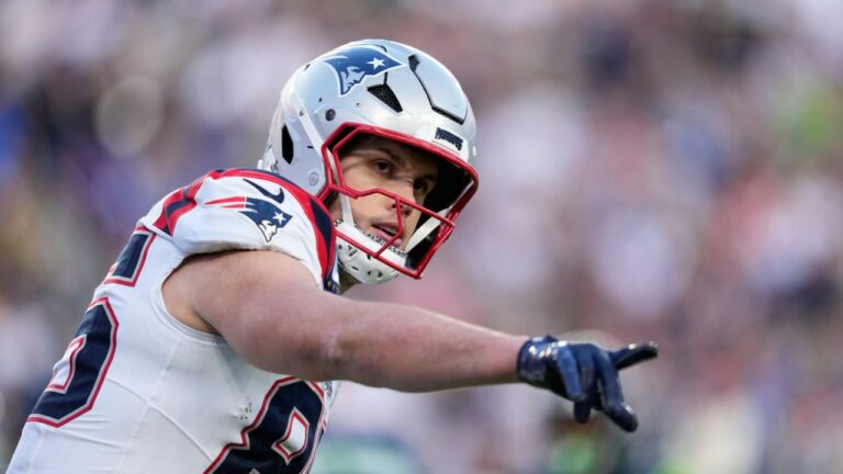 New England Patriots tight end Hunter Henry gestures while lining up for a play during the NFL Super Bowl 60 football game between the Seattle Seahawks and the New England Patriots, Sunday, Feb. 8, 2026, in Santa Clara, Calif. (Julio Cortez/AP)