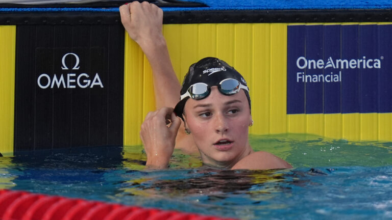 Summer McIntosh, of Canada, looks on after the women's 400 meters freestlye final at the Pan Pacific Swimming Championships Friday, Aug. 14, 2026 in Irvine, Calif. (Gregory Bull/AP)