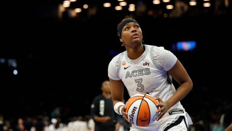Las Vegas Aces forward NaLyssa Smith (3) warms up before the second half of a WNBA basketball game against the New York Liberty, Sunday, August 9, 2026, in New York. (Meagan Leverone/AP)