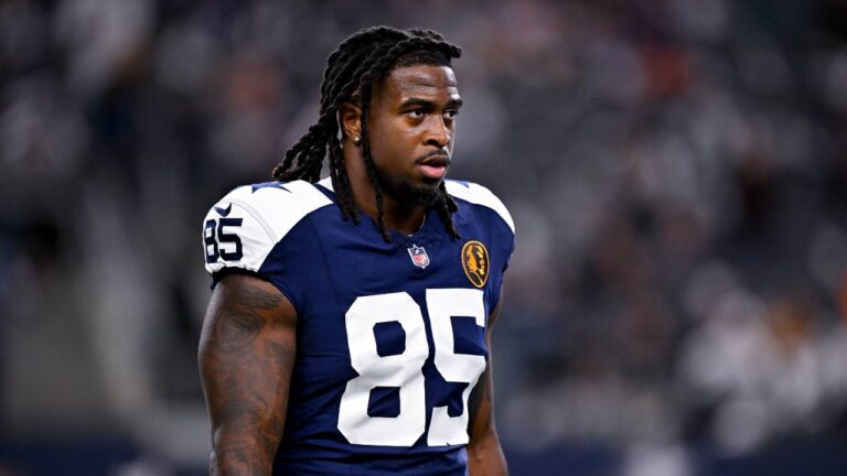 Dallas Cowboys tight end Princeton Fant (85) warms up before an NFL football game against the New York Giants in Arlington, Texas, Thursday, Nov. 28, 2024. (Jerome Miron/AP)