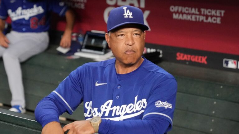 Los Angeles Dodgers manager Dave Roberts (30) against the Arizona Diamondbacks in the first inning of a baseball game, Saturday, Aug 8, 2026, in Phoenix. (Rick Scuteri/AP)