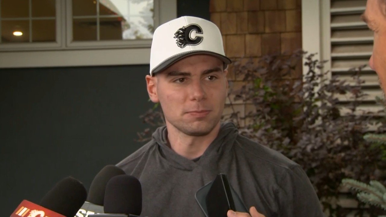 Simon Nemec siktar på ökad stabilitet med Calgary Flames
