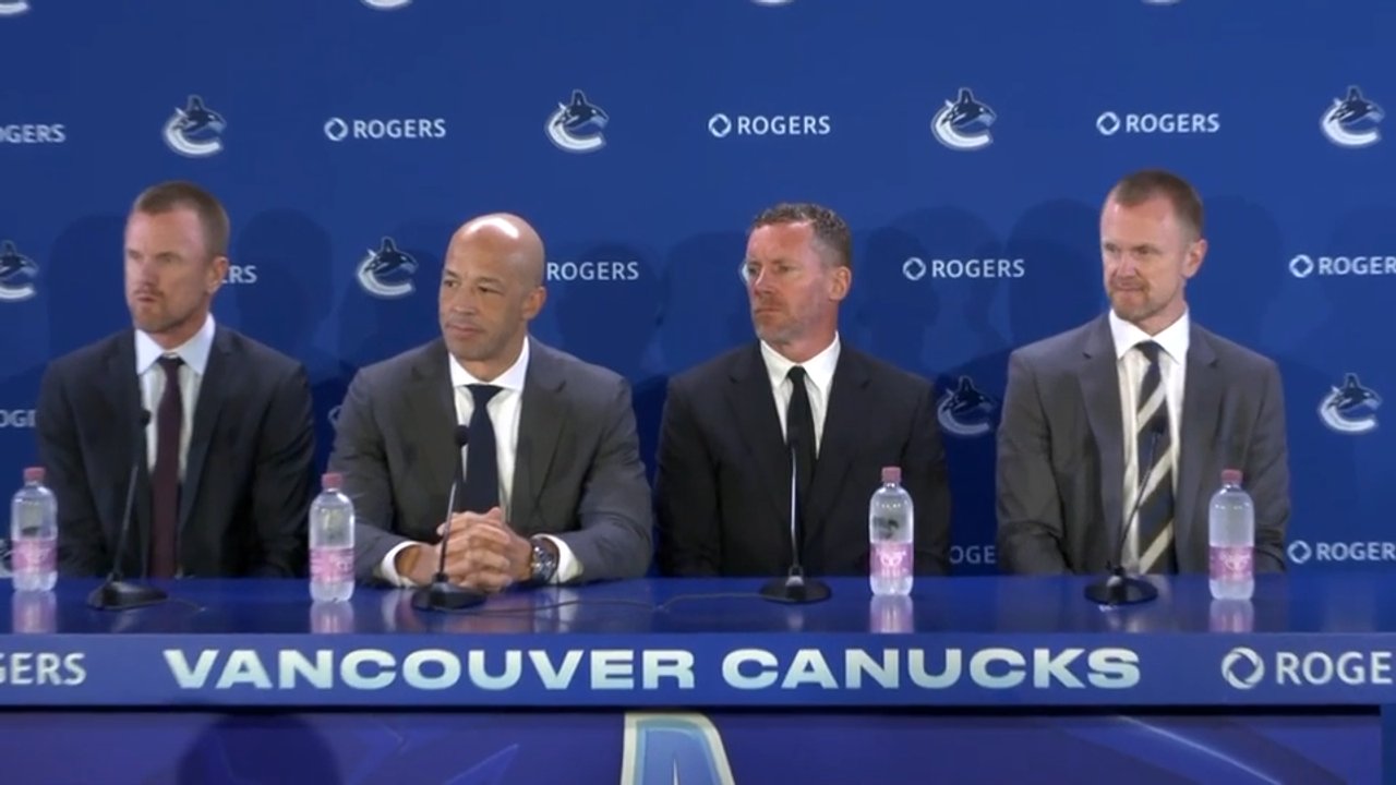 Canucks nya ledning möter pressen inför säsongen 2026-27