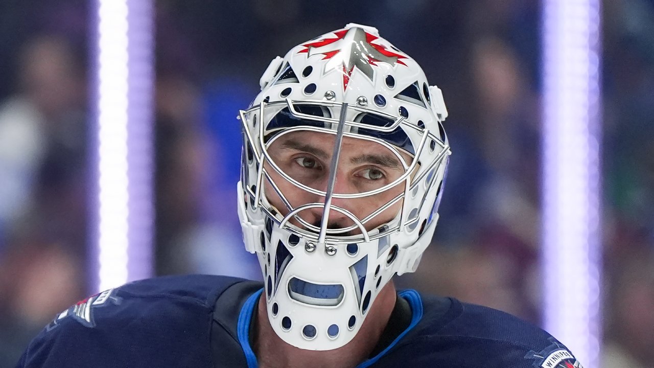 Jets utan tidsplan för Hellebuyck-affär: "Vill få det här rätt"