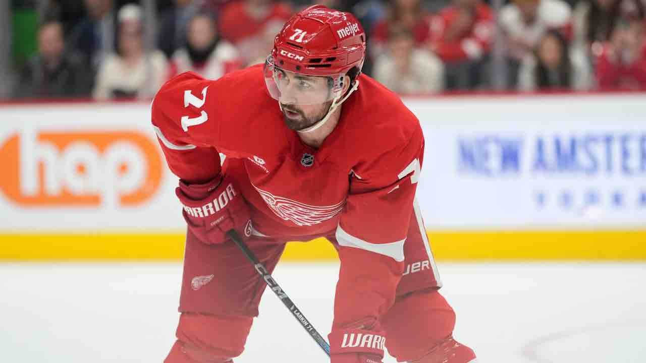 Dylan Larkin tystlåten om skälen till trade-begäran i Detroit
