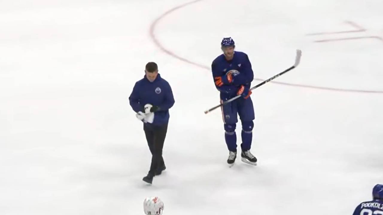 Skrämmande stund för Oilers – McDavid trycktes in i målet på träning