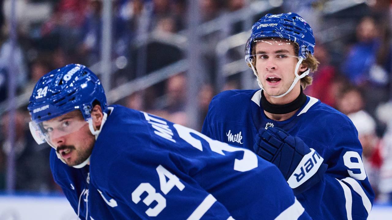 Framtid möter nutid: McKenna bildar par med Matthews i Maple Leafs