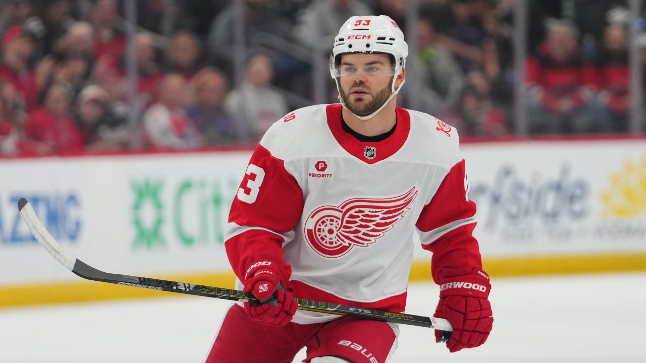 DeBrincat vill stanna i Detroit: "Älskar att bära den tröjan"