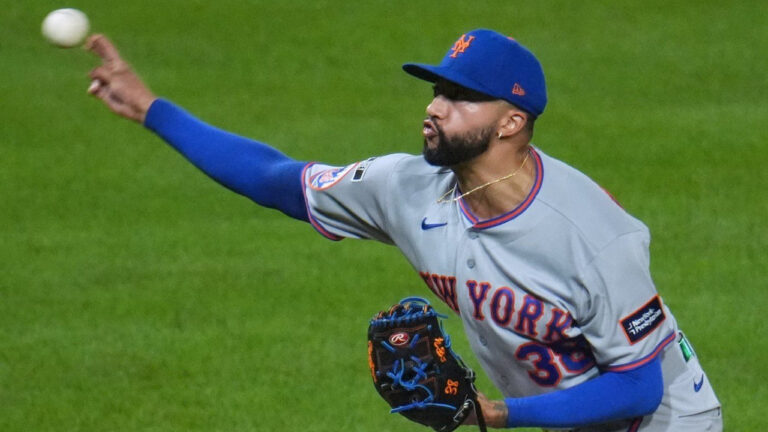 New York Mets pitcher Devin Williams delivers during the ninth inning of a baseball game against the Pittsburgh Pirates in Pittsburgh on Aug. 7, 2026. (Gene J. Puskar/AP)