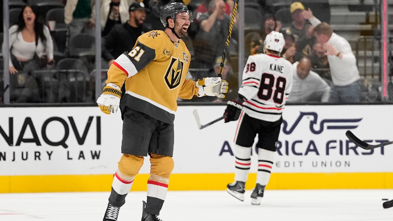 Eichel passerar 700 poäng när Vegas inleder med seger mot Chicago