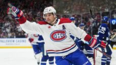 Canadiens hold off Maple Leafs to win opener