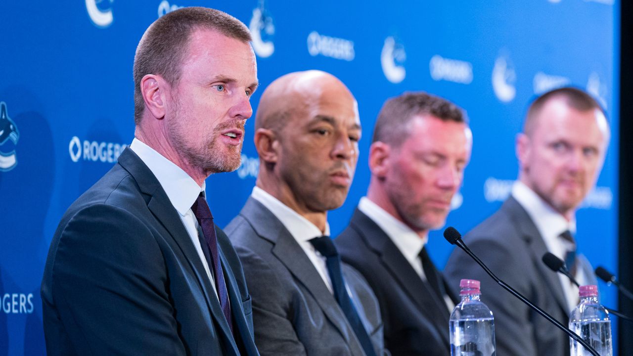 Vancouver Canucks satsar på grunderna i första lägret efter rivstart av rebuild