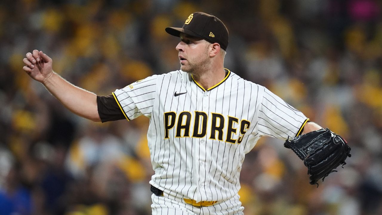 Tatis Jr., King propel Padres to shutout win over Cubs in Game 1