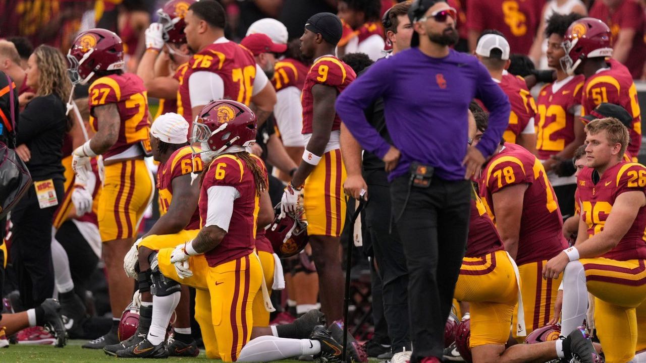 USC suspends Desman Stephens for one game for hit on Oregon’s Dante Moore