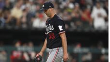 Twins fall short against White Sox in series opener