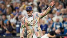 Robin Yount, Brewers’ broadcast team pay tribute to Bob Uecker