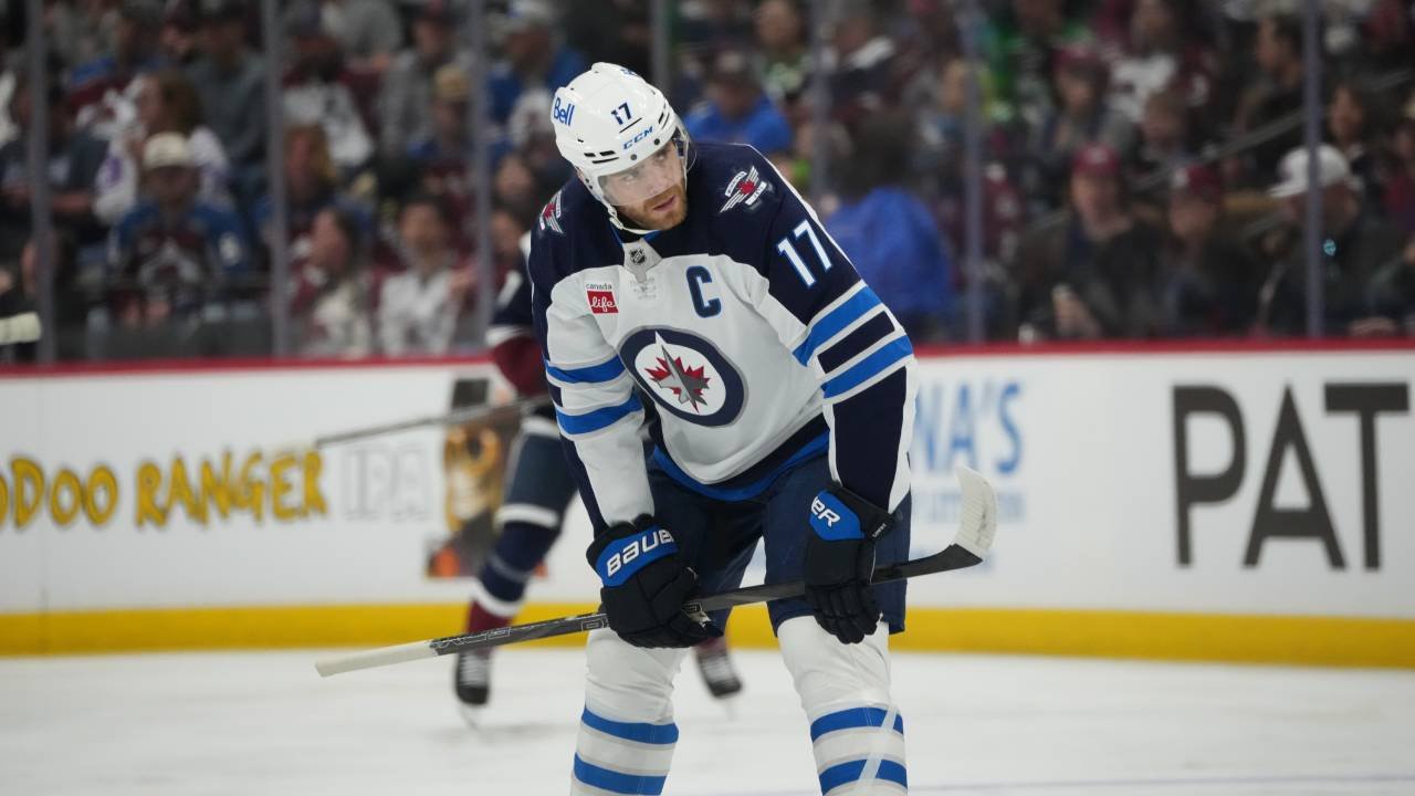 Adam Lowry om kaptensrollen: "Speciellt privilegium att leda unga Jets"