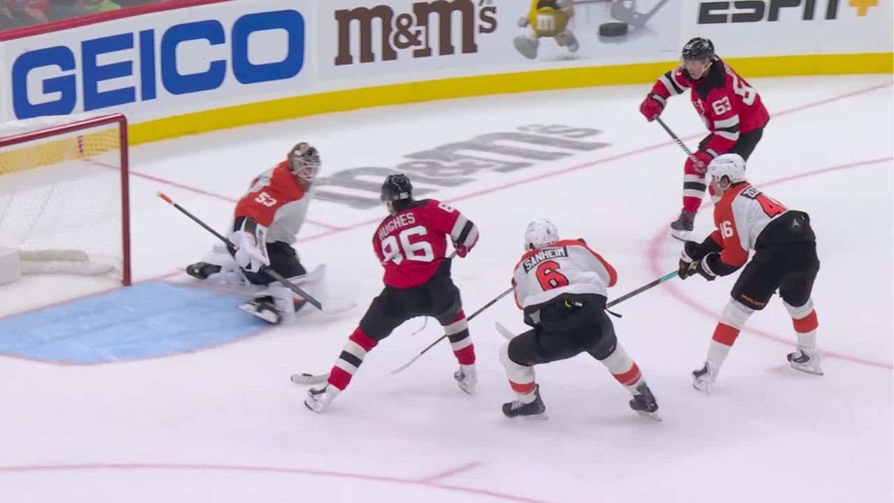 Jack Hughes avgjorde i förlängning när Devils slog Flyers i premiären
