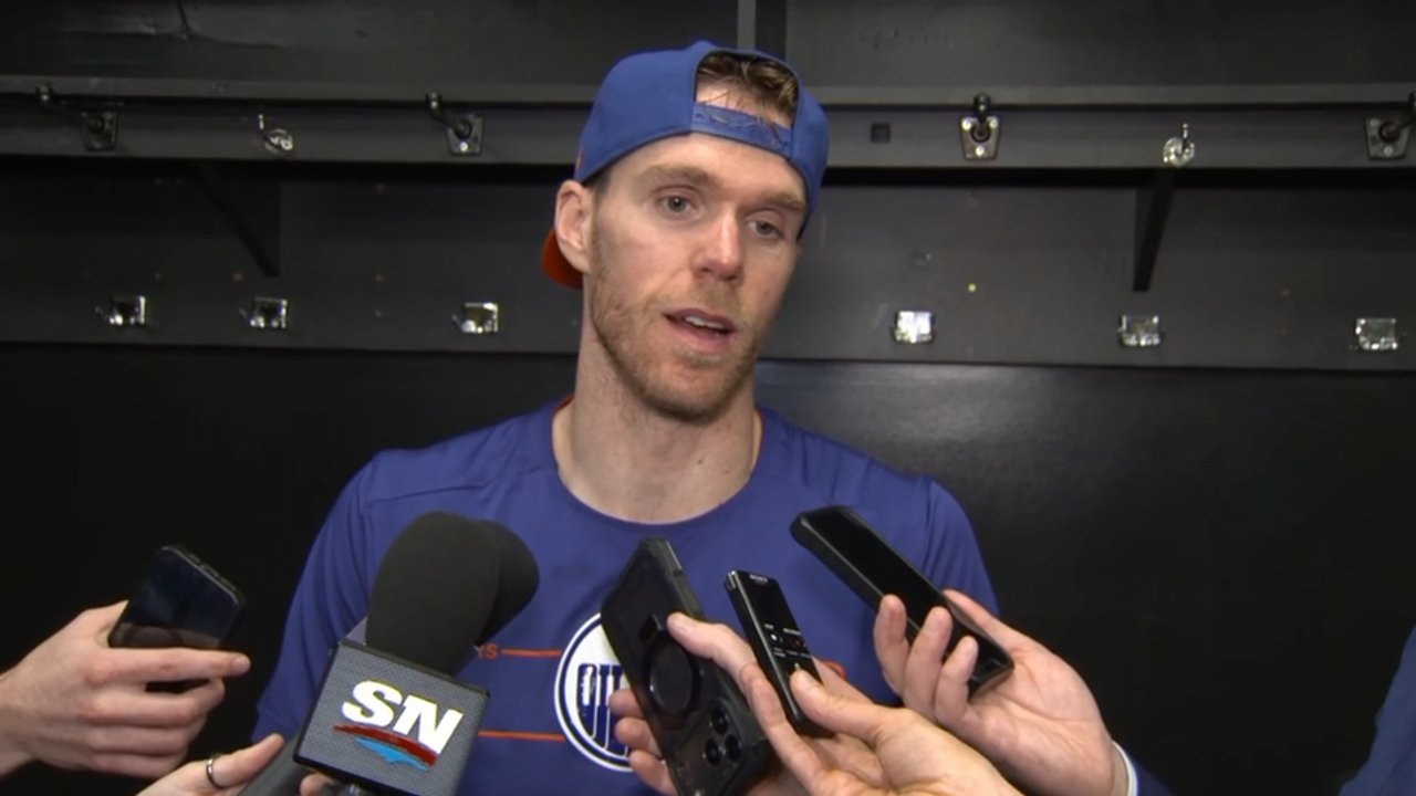 McDavid efter målfesten mot Canucks: "Ingen går runt och säger bra jobbat"