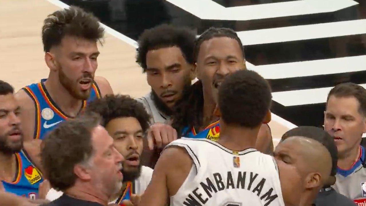 Spurs and Thunder players scuffle after Fox fouls Holmgren