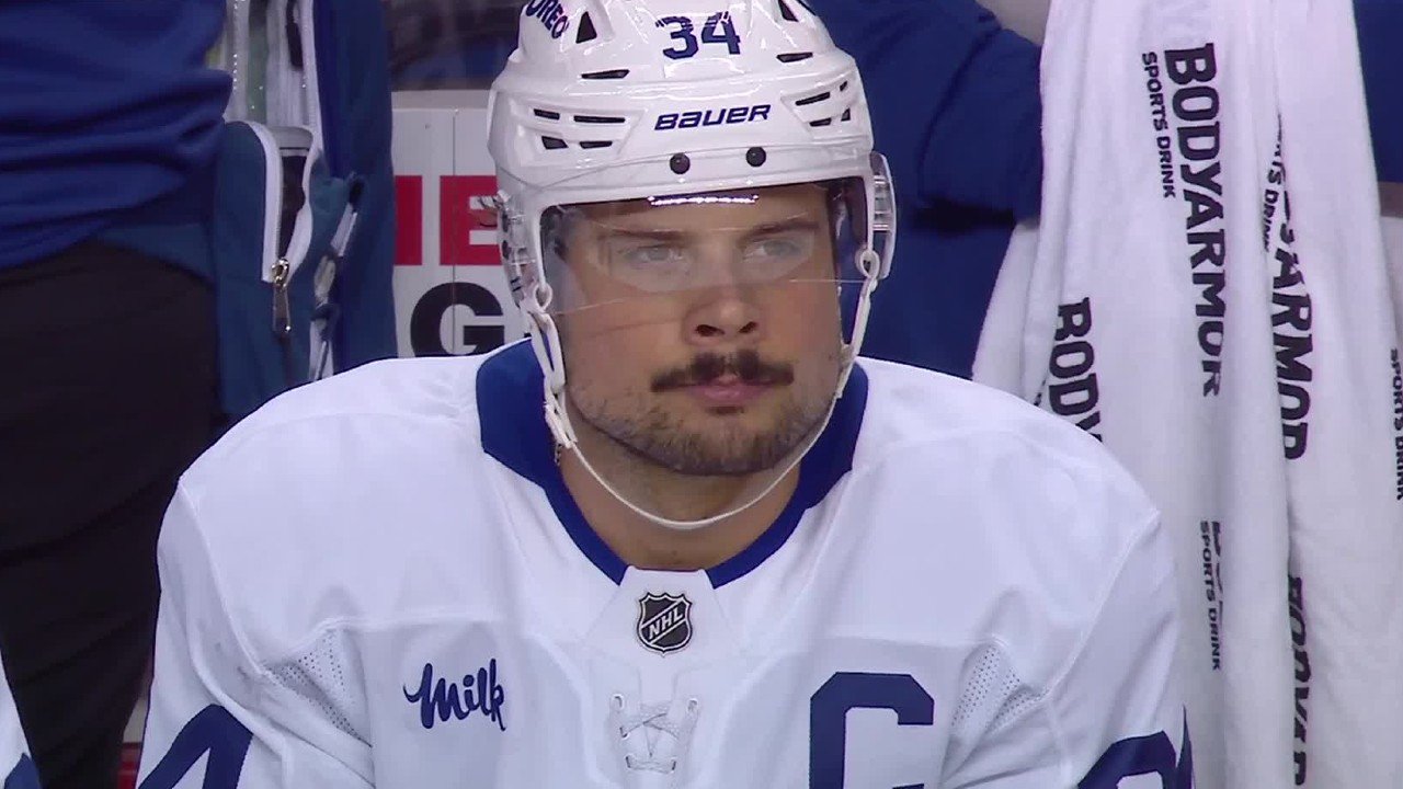 Maple Leafs’ Matthews picks up 800th point with assist on Nylander goal