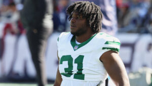 New York Jets edge David Bailey (31) stands on the field before an NFL football game against the New England Patriots in Foxborough, Mass., Sunday, Oct. 18, 2026. (Mark Stockwell/AP)