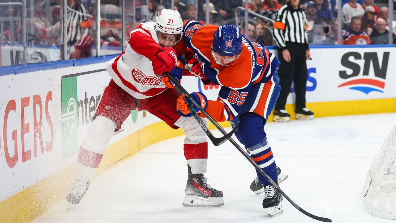 Raymond’s shootout goal gives Red Wings 4-3 win over Oilers