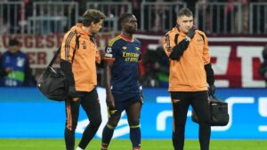 Arsenal's Bukayo Saka walks off the pitch after an injury during the UEFA Champions League soccer match between Bayern and Arsenal in Munich Germany, Wednesday, Oct. 21, 2026. (Martin Meissner/AP)
