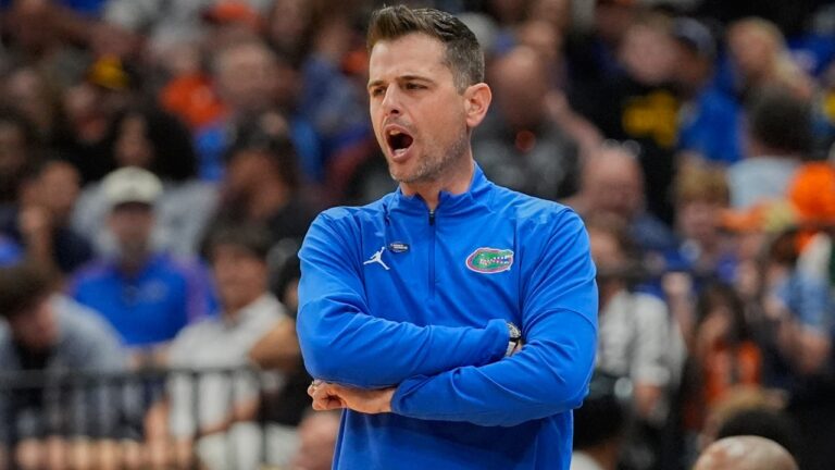 Florida head coach Todd Golden directs his team against Prairie View A&M during the first half in the first round of the NCAA college basketball tournament, Friday, March 20, 2026, in Tampa, Fla. (AP Photo/John Raoux)