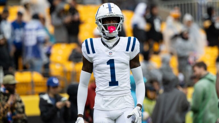 Indianapolis Colts cornerback Sauce Gardner (1) warms up before an NFL football game in Pittsburgh, Sunday, Oct. 11, 2026. (AP Photo/Matt Durisko)