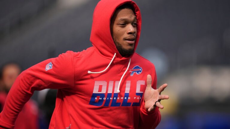 Buffalo Bills wide receiver DJ Moore warms up prior to an NFL football game against the Los Angeles Rams, Monday, Oct. 12, 2026, in Inglewood, Calif. (AP Photo/Gregory Bull)