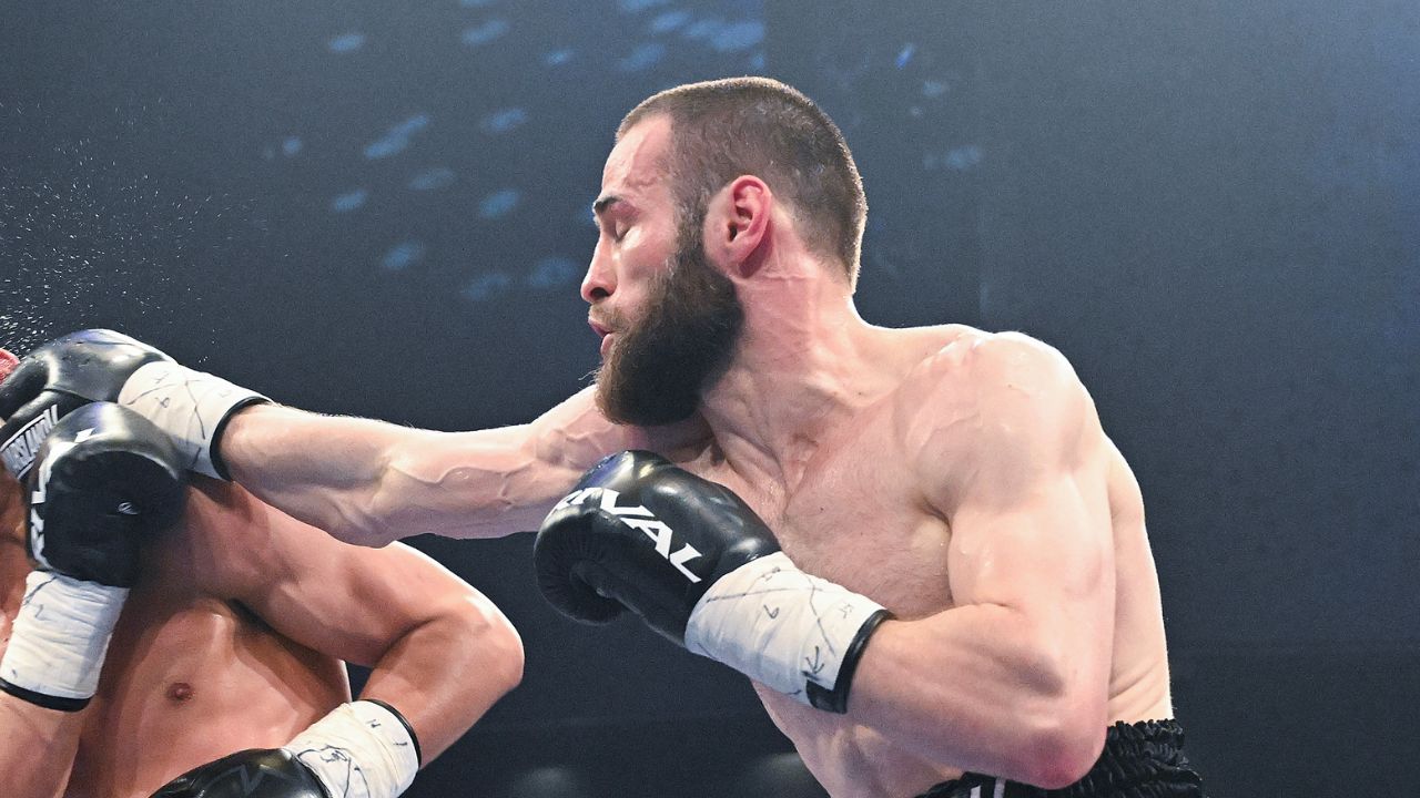 Biyarslanov’s title fight in jeopardy as Delgado fails to arrive in Riyadh