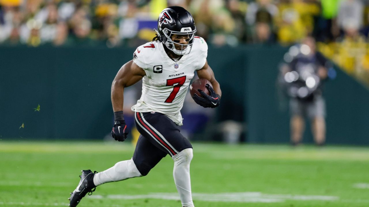 Falcons seek third straight win in visit to Ravens