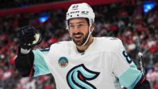 NHL Roundup: Kraken’s four-goal period leads to win over Red Wings