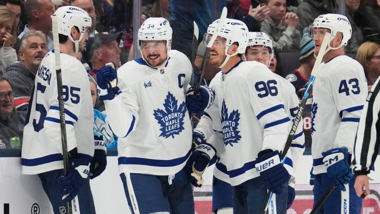 Maple Leafs ride four-goal second period to win over Blue Jackets
