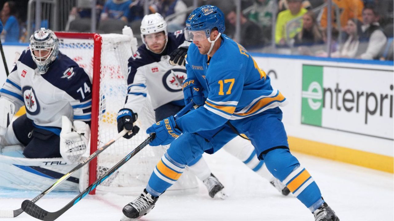 Broberg's Late Goal Secures Victory for Blues Over Jets